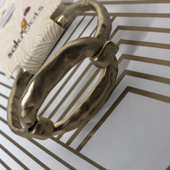 The SAK SAKROOTS Hammered Brass Vintage Inspired Bracelet NWT - Picture 7 of 10
